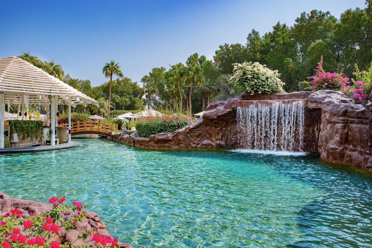 The Ritz-Carlton, Doha Hotel Luaran gambar The Falls at Encore
