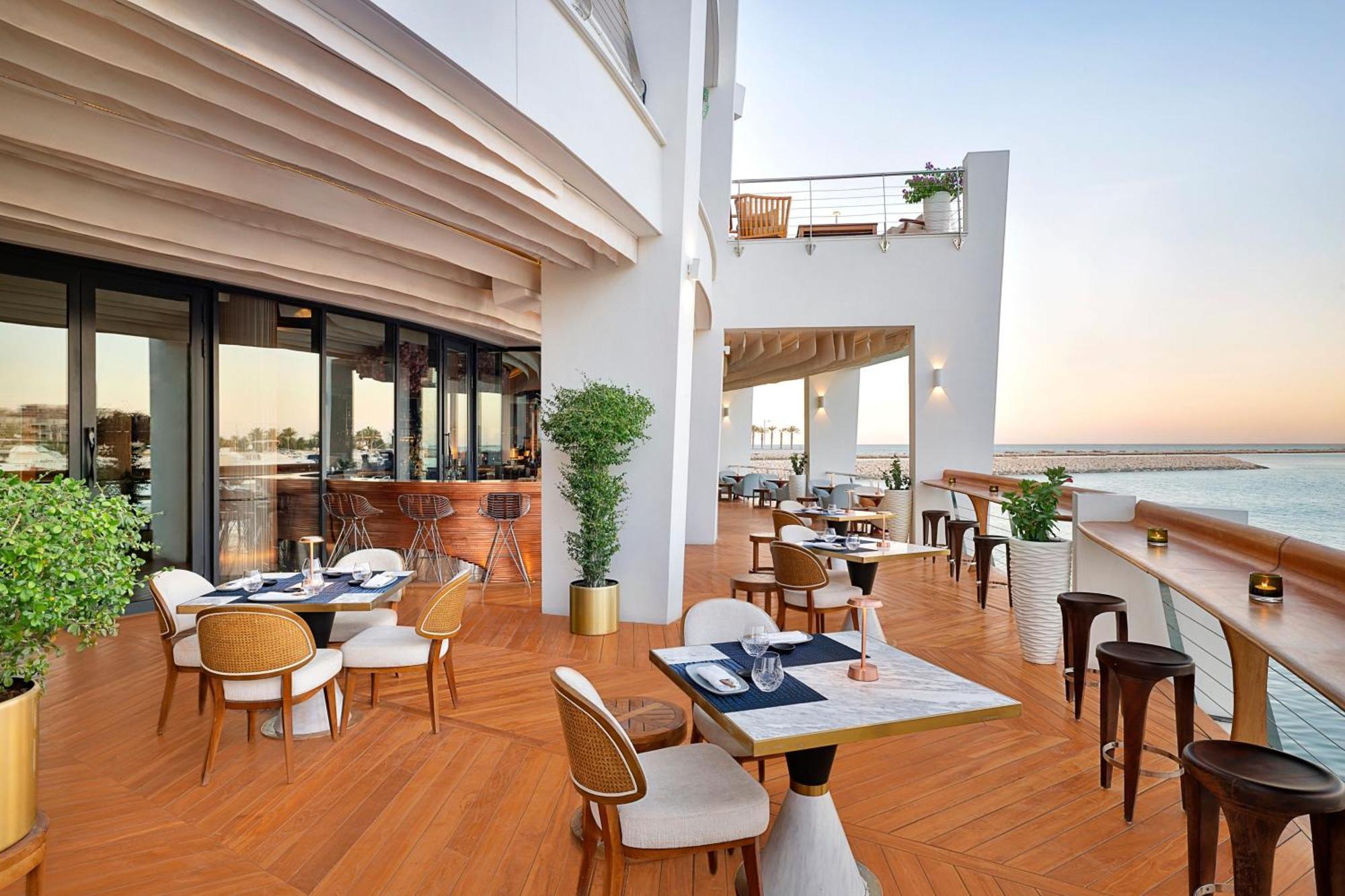The Ritz-Carlton, Doha Hotel Luaran gambar The Deck