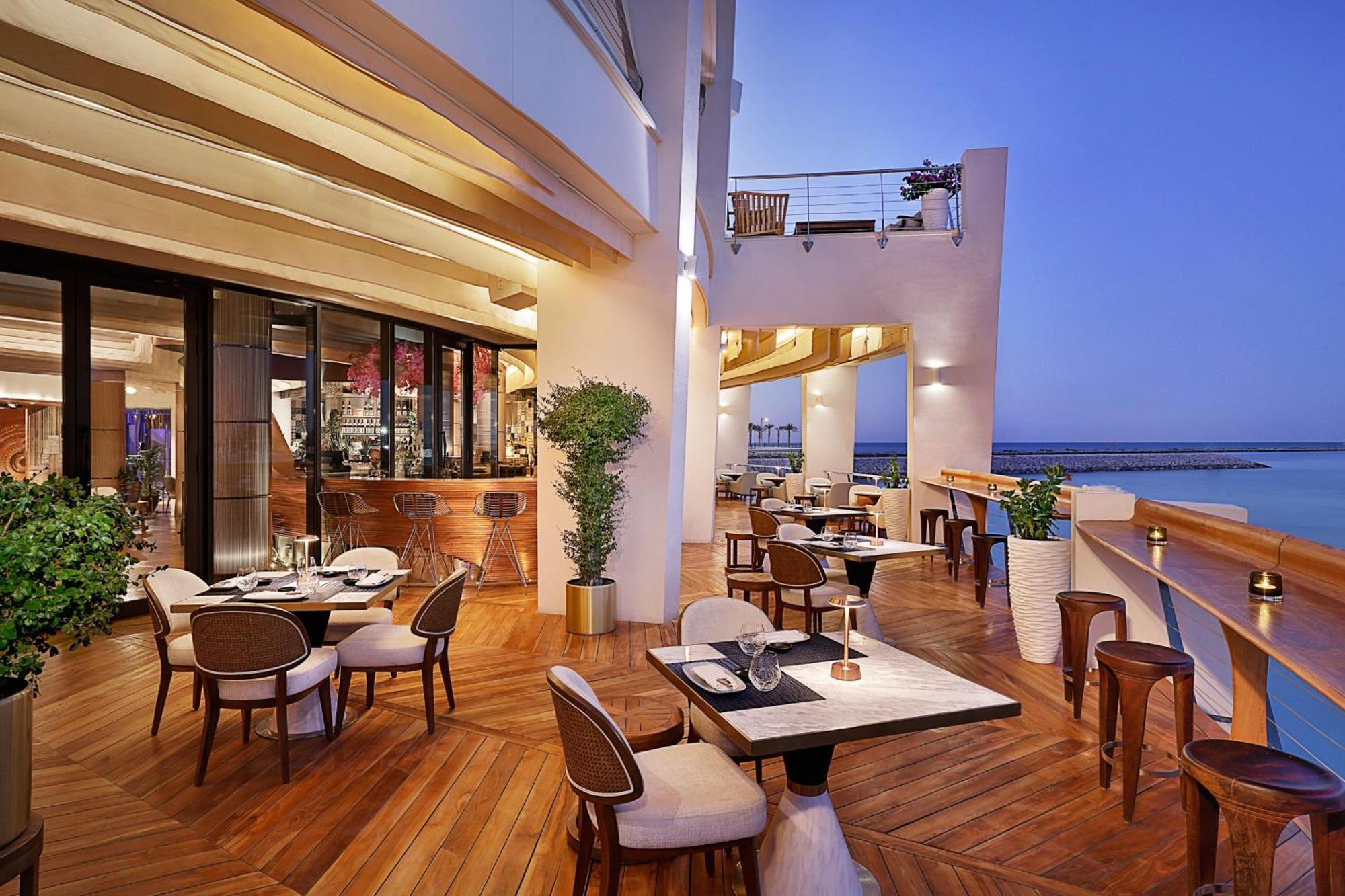 The Ritz-Carlton, Doha Hotel Luaran gambar The Deck